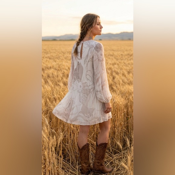 Wilfred Dresses & Skirts - Aritzia Wilfred Daydreamer Mini Dress BIRCH BLANC/BOULEAU‎ PALE Floral Romance